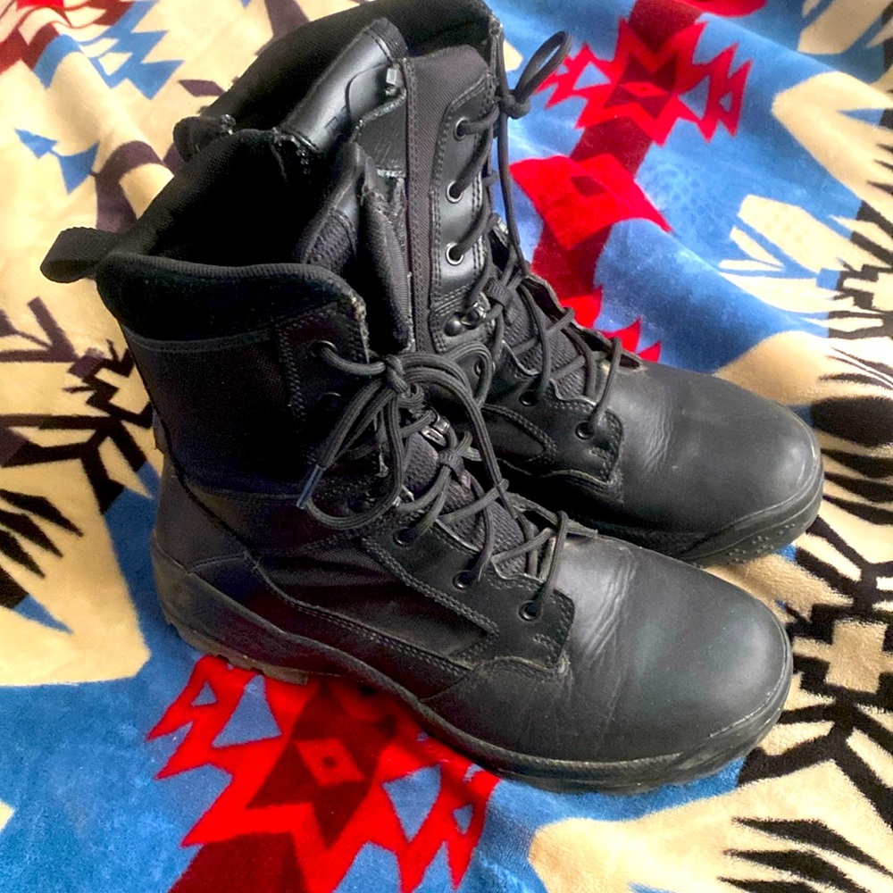 511 zip sides worn couple shifts like new great shape